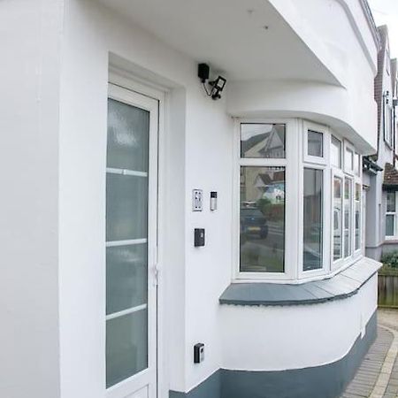 Stylish Retreat In Leigh-On-Sea Daire Southend-on-Sea Dış mekan fotoğraf