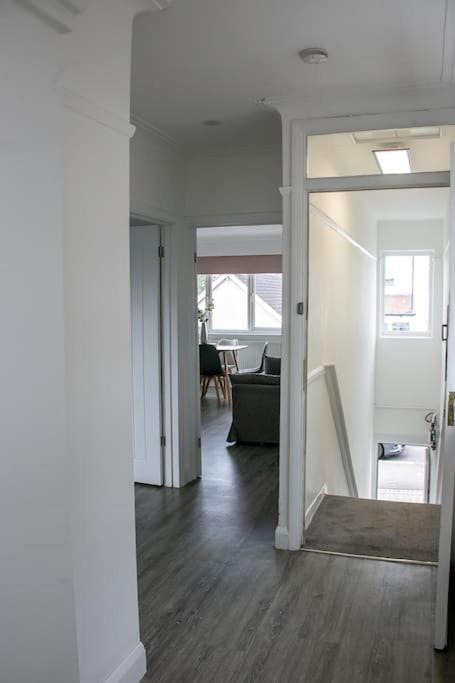 Stylish Retreat In Leigh-On-Sea Daire Southend-on-Sea Dış mekan fotoğraf