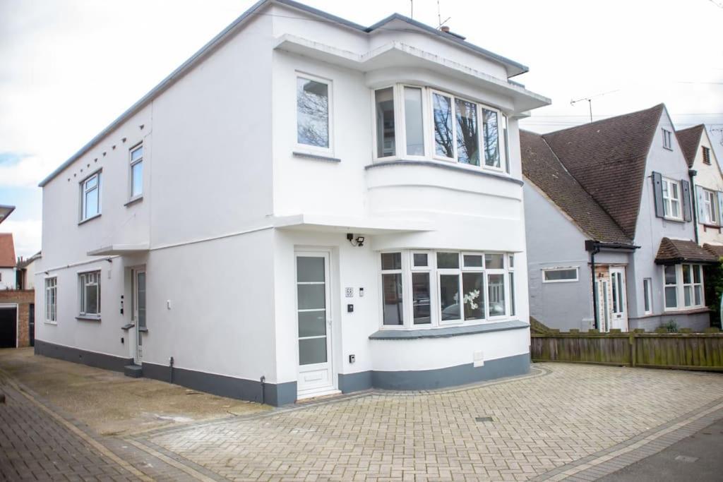 Stylish Retreat In Leigh-On-Sea Daire Southend-on-Sea Dış mekan fotoğraf